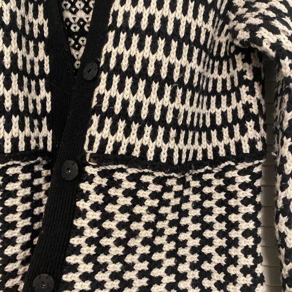 Black and White Knit Tweed Jacket - Picture 3 of 4